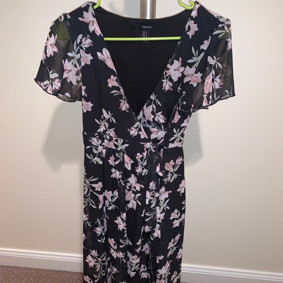Forever 21 Floral Dress - Picture 1 of 3